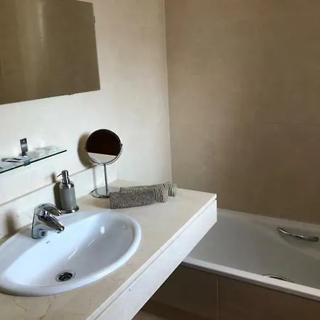 Apartamento En Playa La Arena *